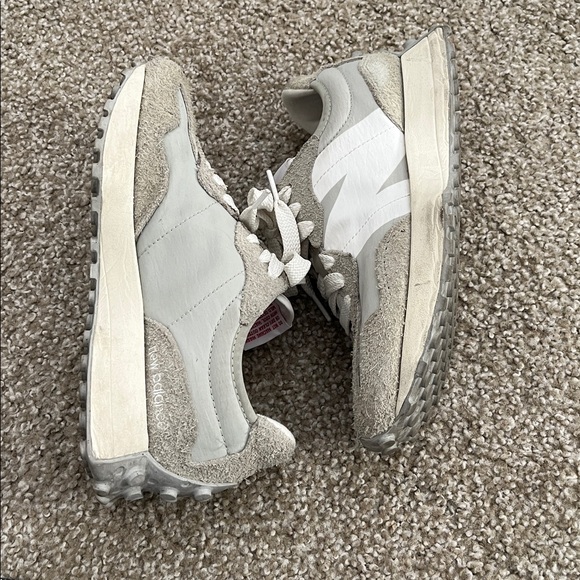 New Balance shoes - Picture 4 of 7